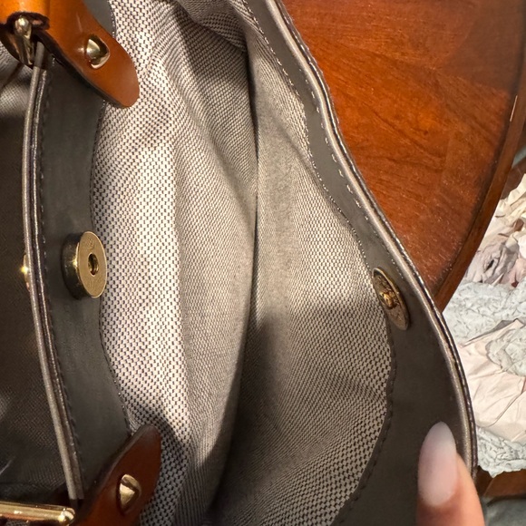 Dooney & Bourke Large City Barlow - Picture 6 of 7